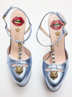 Gucci Metallic Blue Leather Spike-Embellished
Platform Sandals Size 38